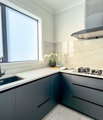 15934484012712722616